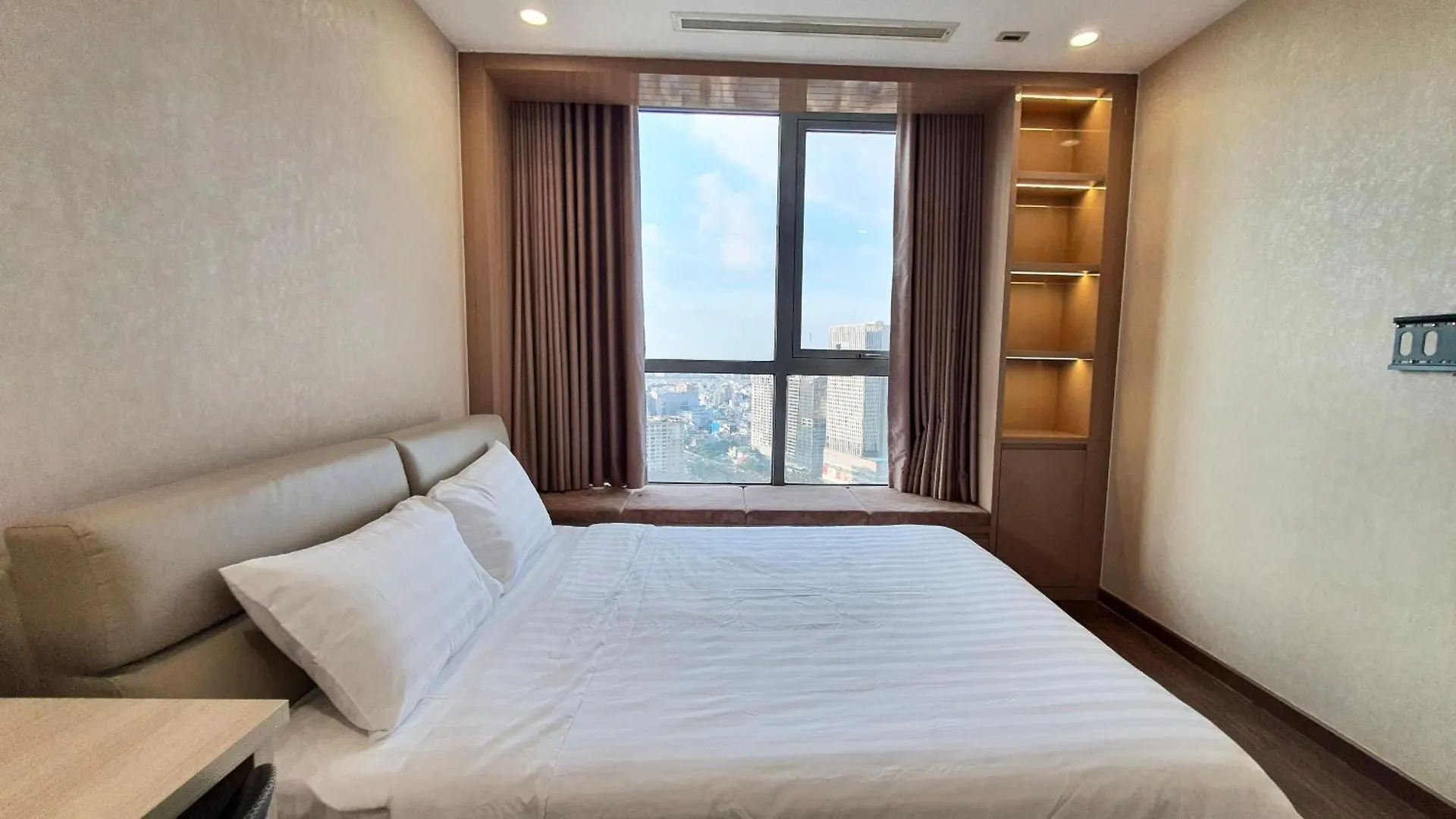 Vinhomes Romantic Apartment Ho Chi Minh