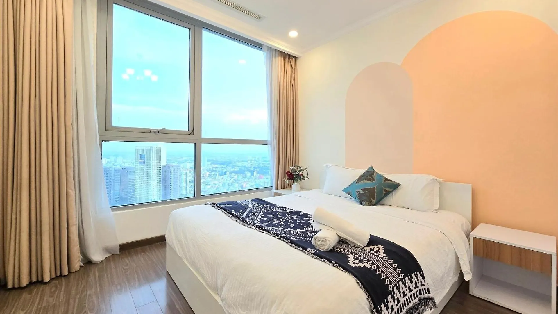 Vinhomes Romantic Apartment Ho Chi Minh