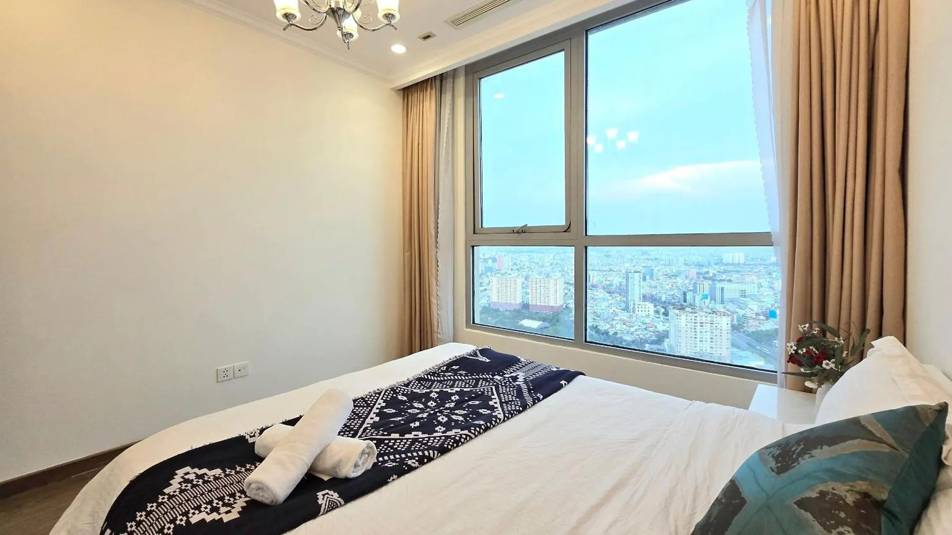 Vinhomes Romantic Apartment Ho Chi Minh