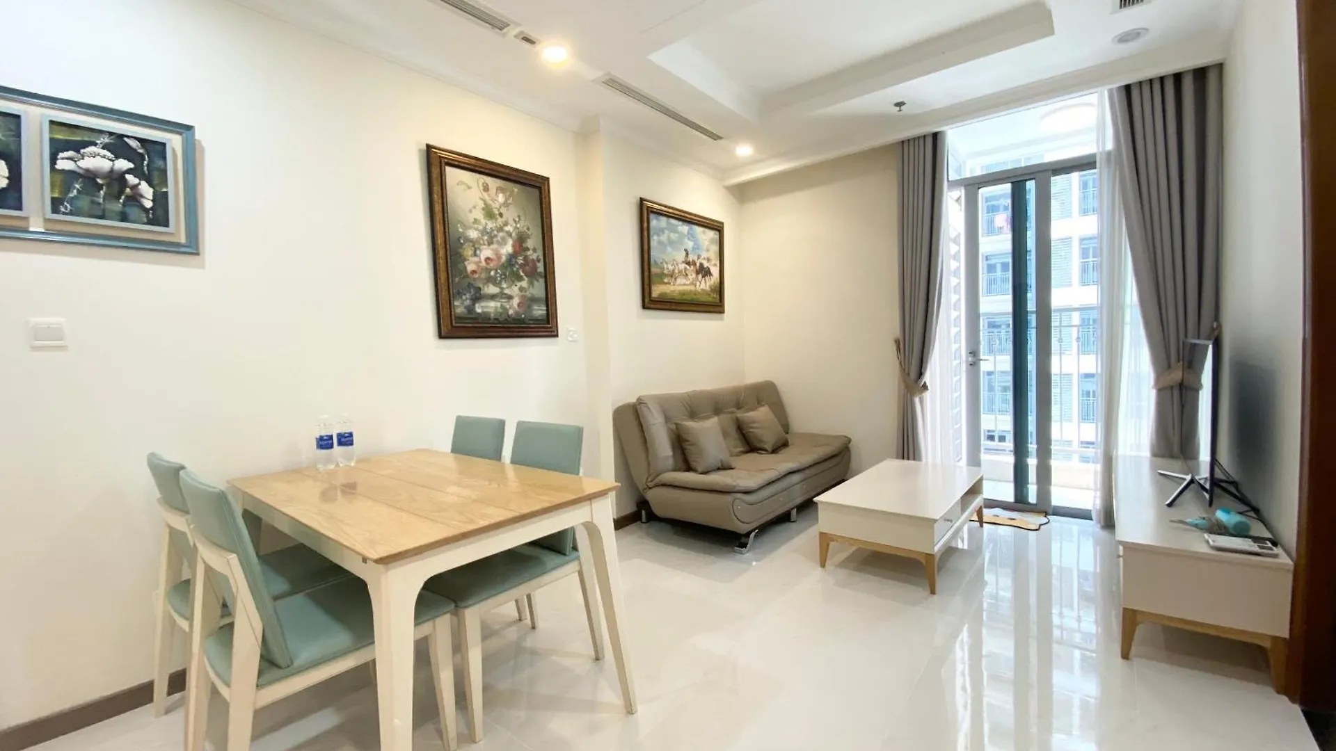 Vinhomes Romantic Apartment Ho Chi Minh Vietnam