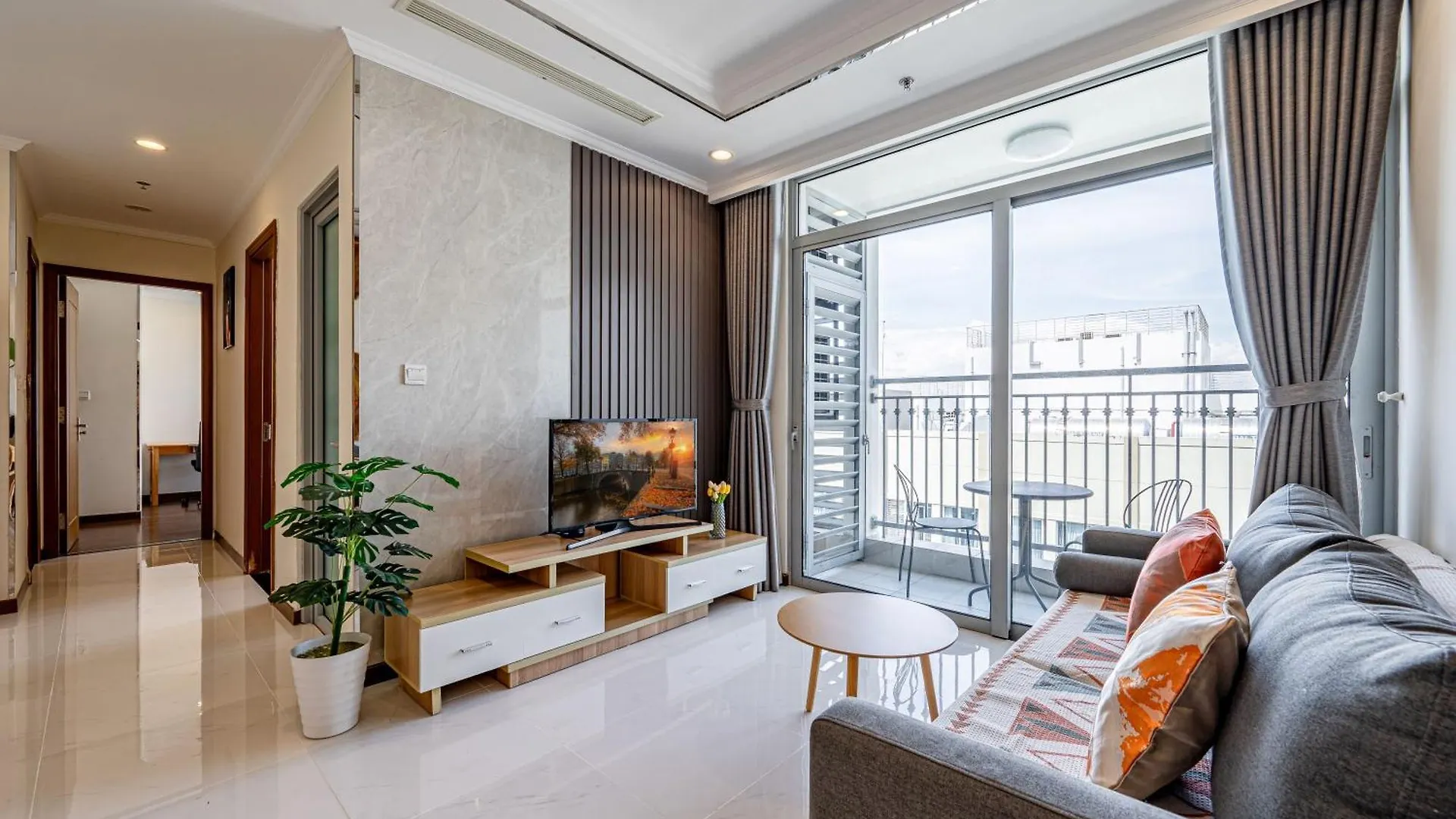 Vinhomes Romantic Apartment Ho Chi Minh location